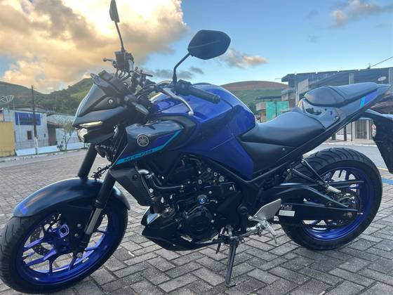 YAMAHA MT-03 ABS YAMAHA MT-03 ABS
